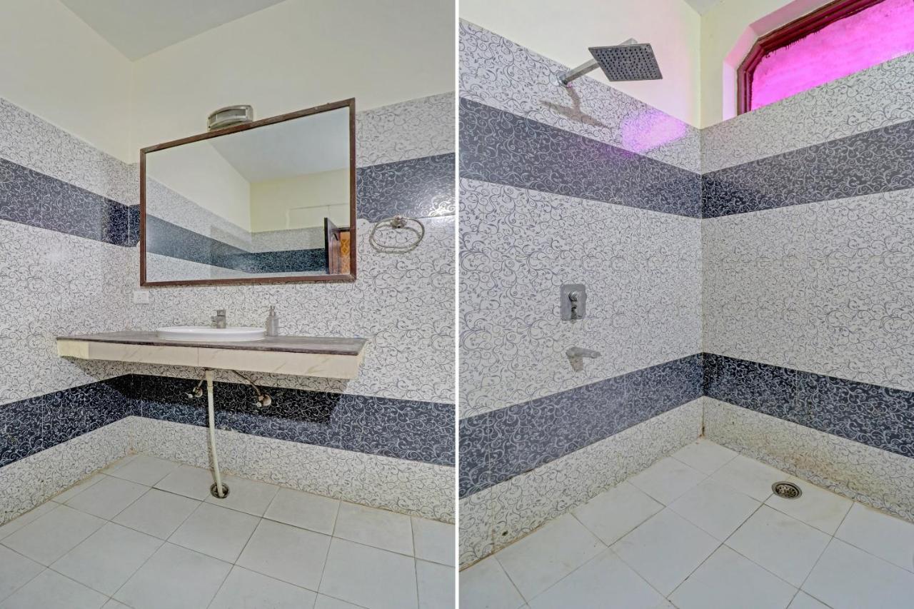 Oyo 74073 Hotel Abhishek Лудяна Екстериор снимка